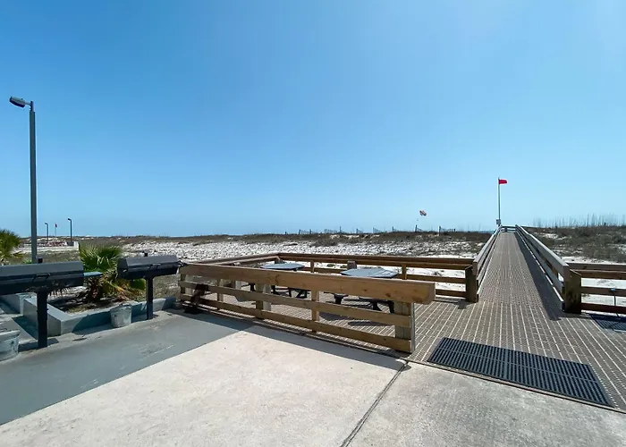 Island Winds West 180